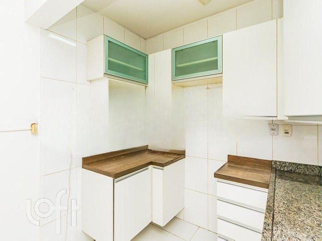 Apartamento com 85m², 3 dormitórios, Floresta em Porto Alegre