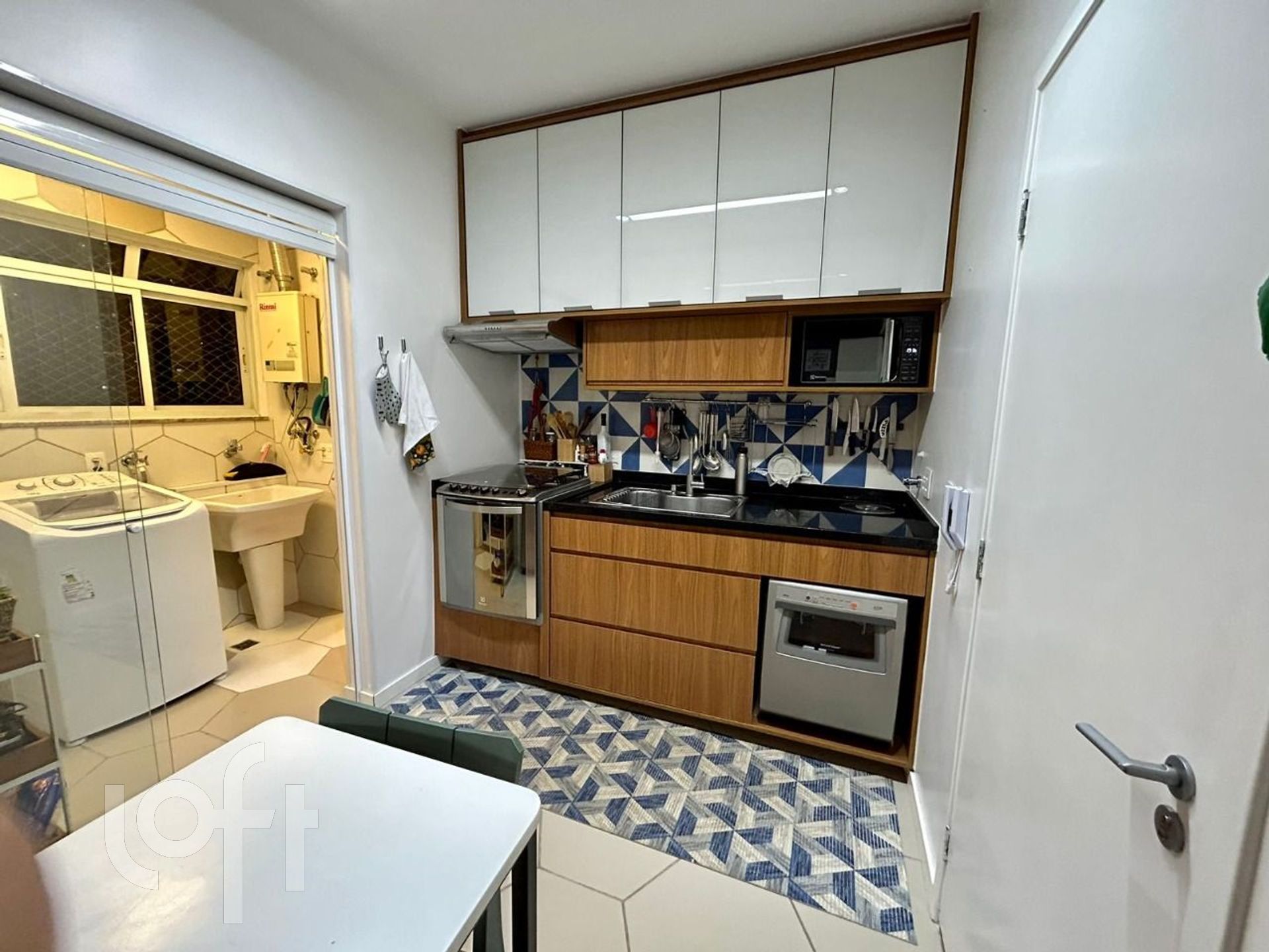 Apartamento à venda com 2 quartos, 92m² - Foto 1