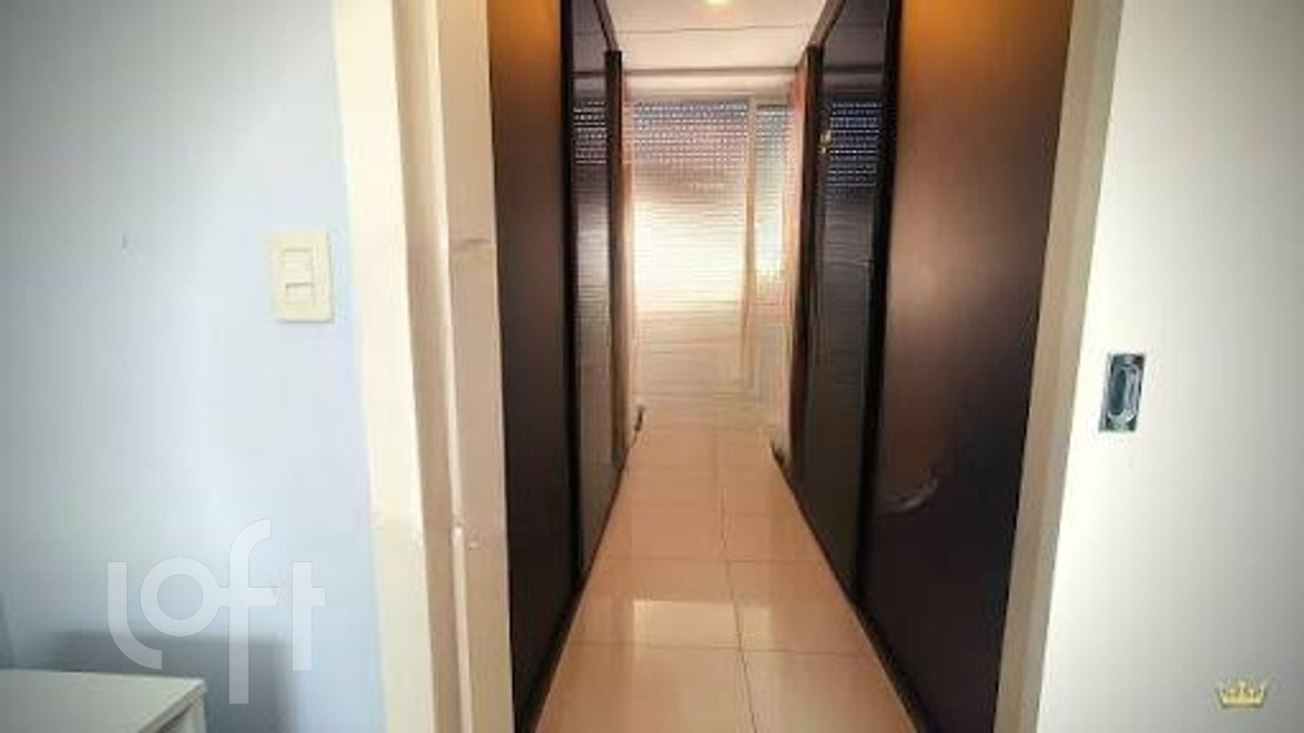 Apartamento à venda com 4 quartos, 172m² - Foto 4