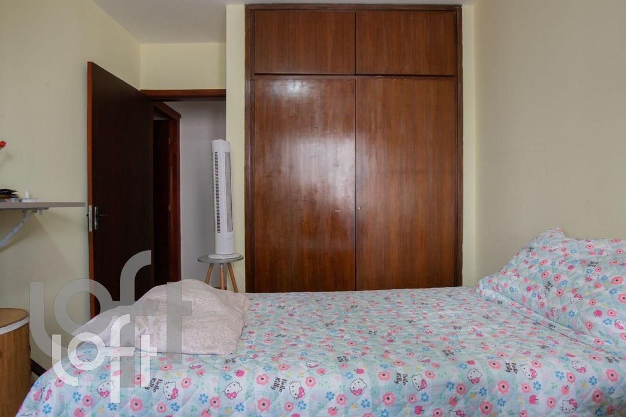 Apartamento à venda com 2 quartos, 77m² - Foto 1