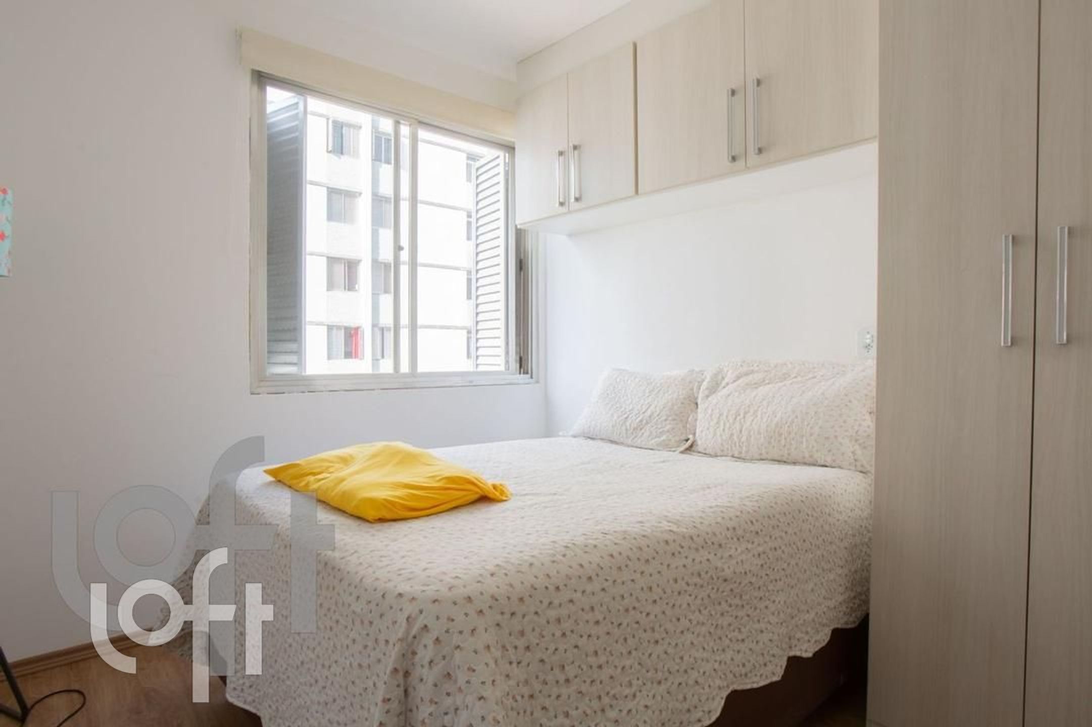 Apartamento à venda com 2 quartos, 77m² - Foto 10