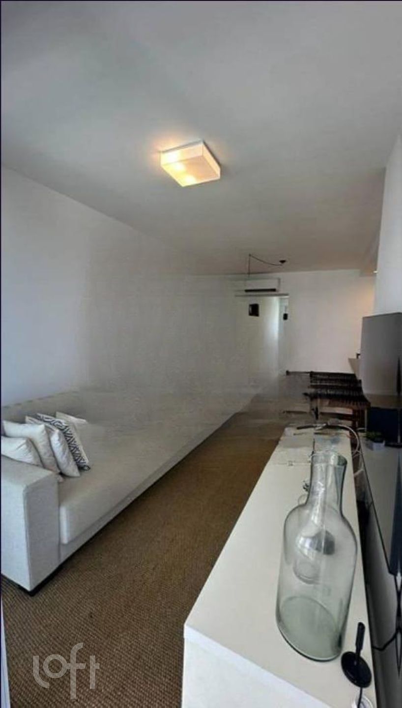 Apartamento à venda com 2 quartos, 82m² - Foto 3