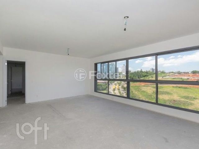 Apartamento com 98m², 3 dormitórios, 1 suíte, 2 vagas, Petrópolis em Porto Alegre