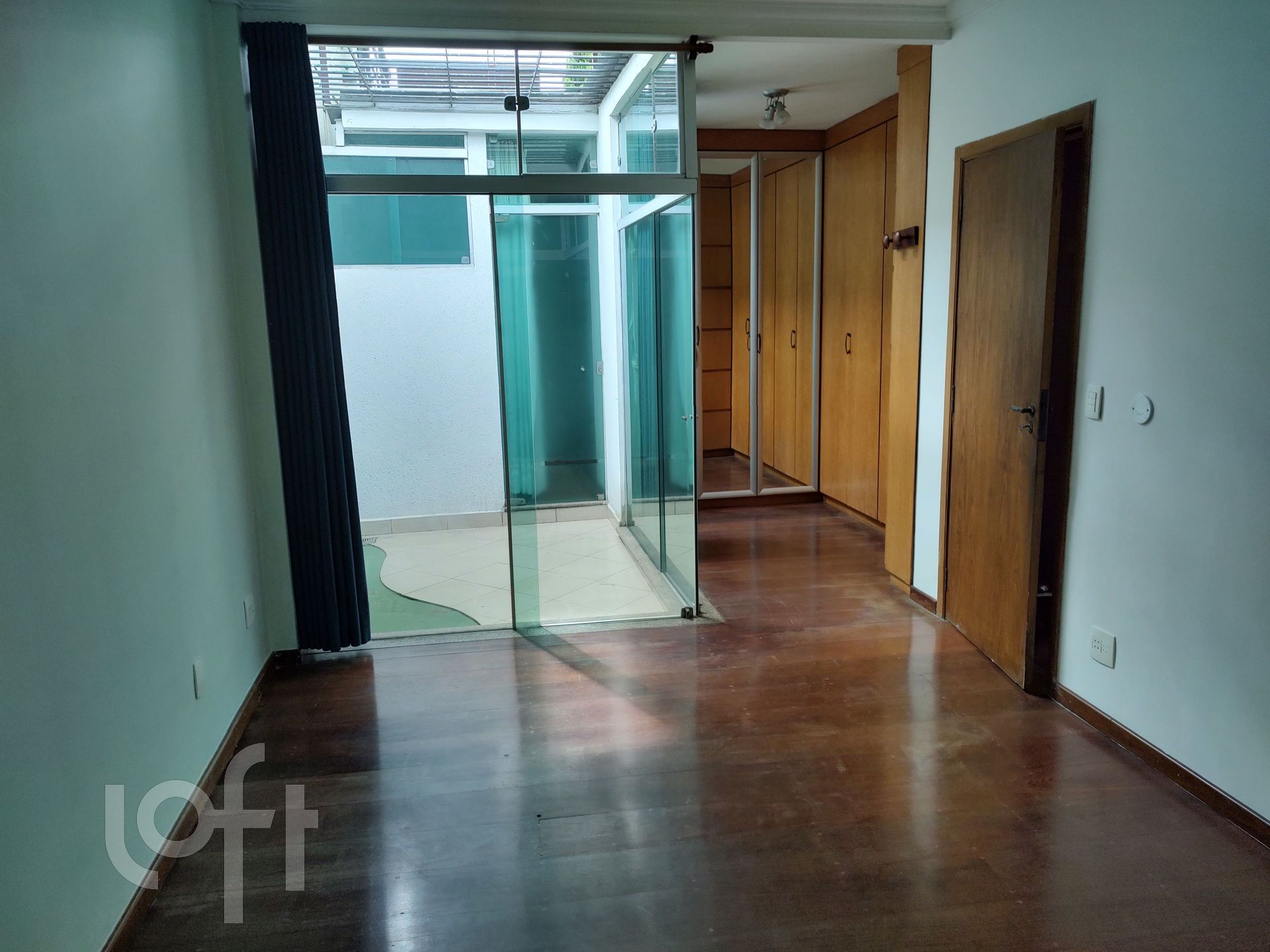 Casa à venda com 4 quartos, 250m² - Foto 11