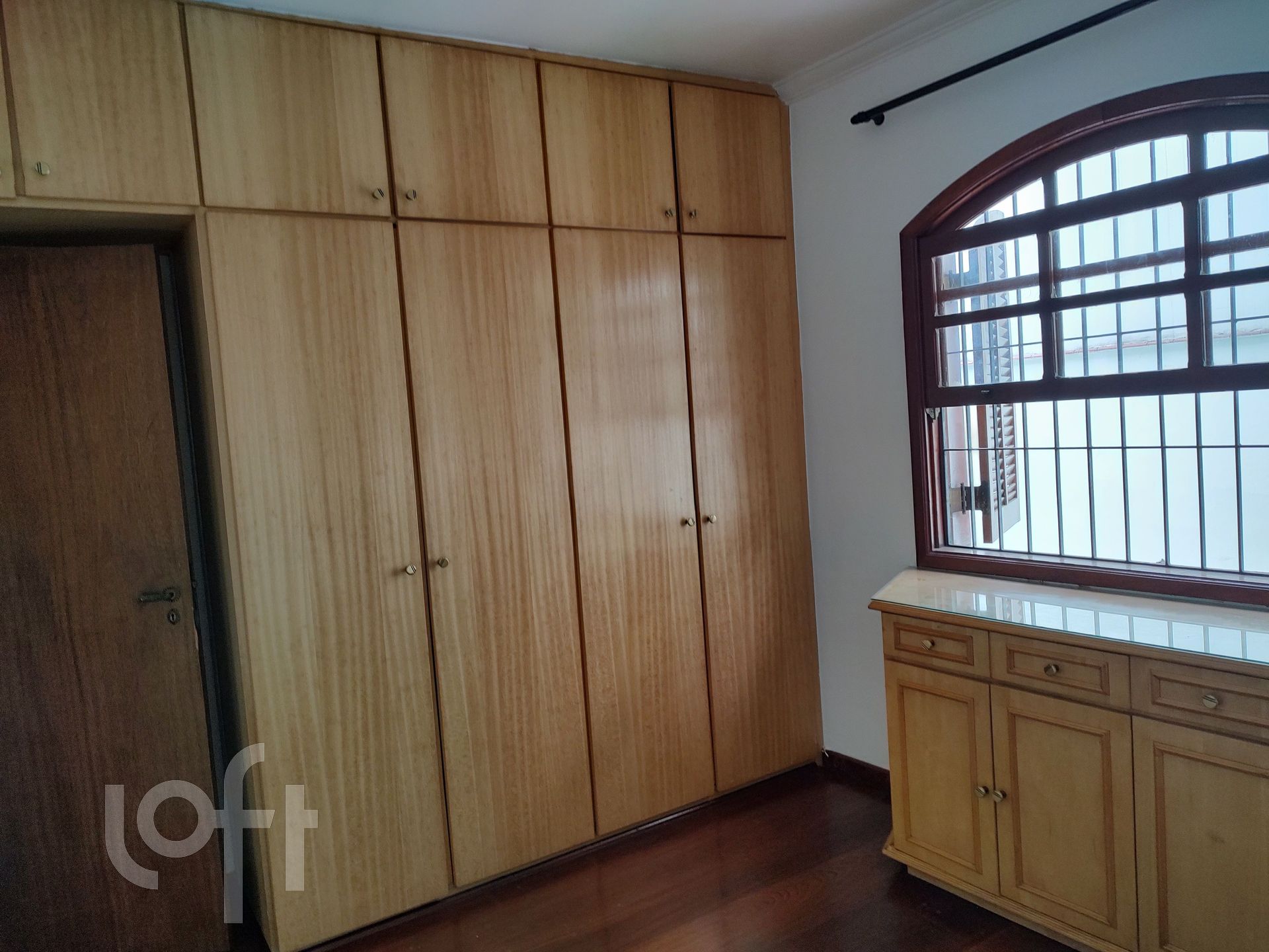 Casa à venda com 4 quartos, 250m² - Foto 17