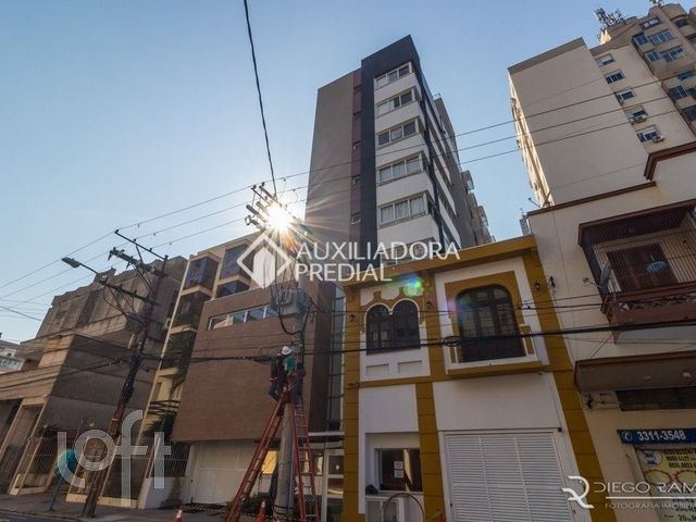 Apartamento com 96m², 2 dormitórios, 1 suíte, 2 vagas, Bom Fim em Porto Alegre