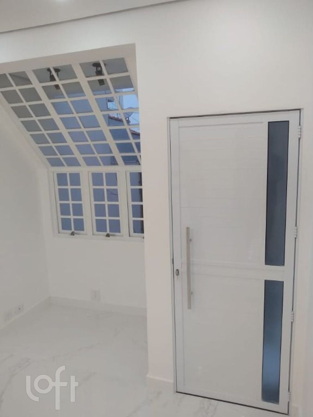 Casa à venda com 2 quartos, 80m² - Foto 13