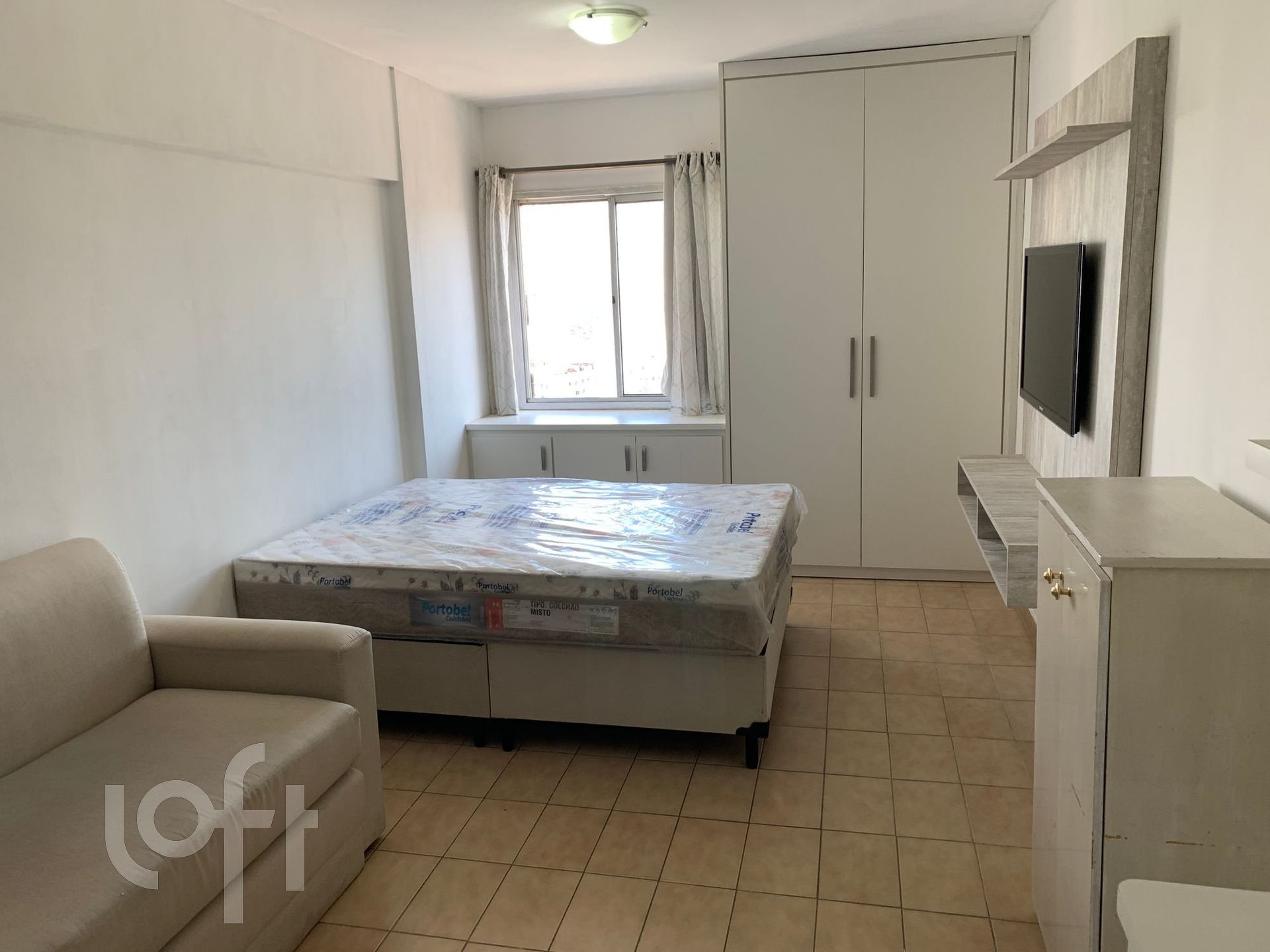 Apartamento à venda com 1 quarto, 25m² - Foto 2