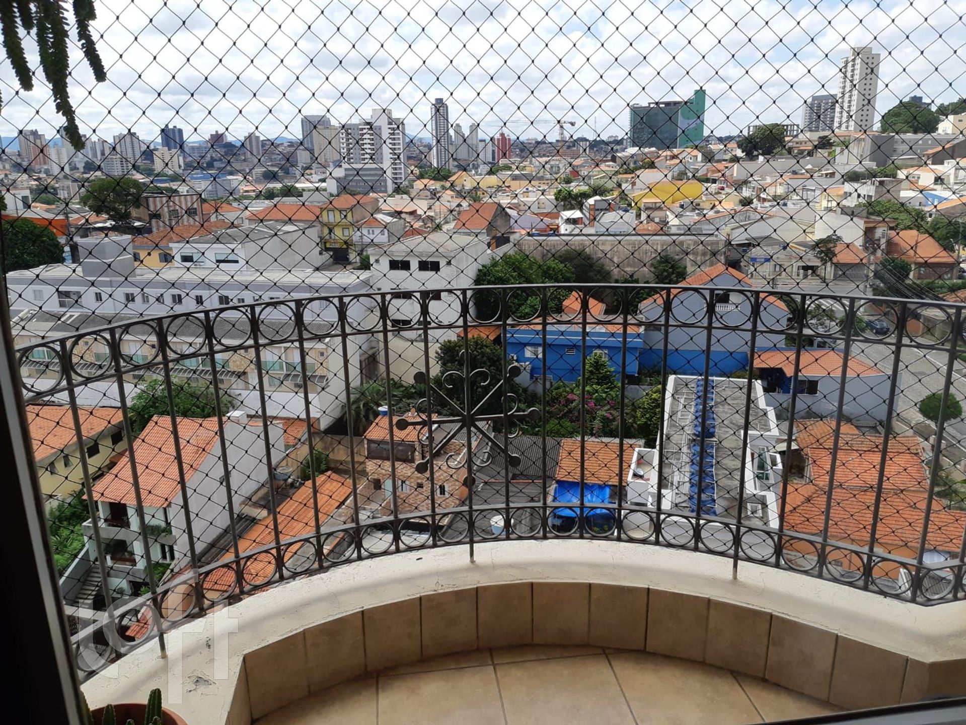 Apartamento à venda com 3 quartos, 71m² - Foto 2