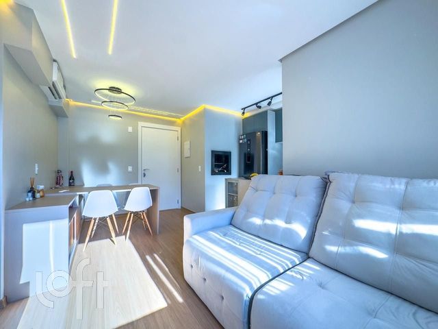 Apartamento com 56m², 2 dormitórios, 1 suíte, 1 vaga, Cristo Redentor em Porto Alegre