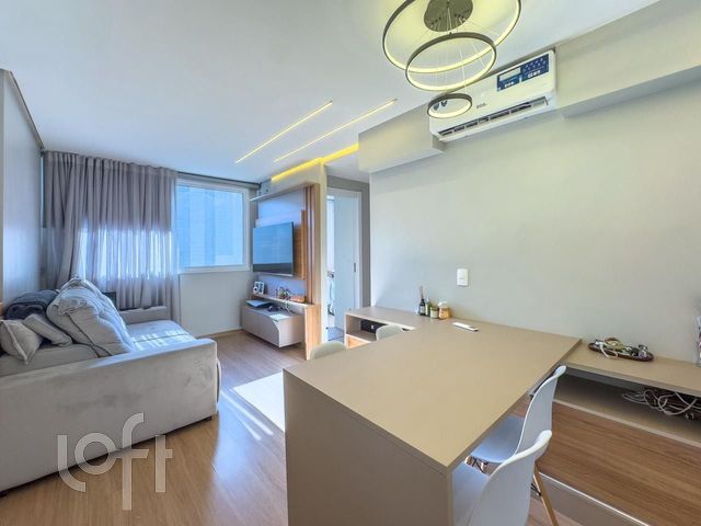 Apartamento com 56m², 2 dormitórios, 1 vaga, Cristo Redentor em Porto Alegre