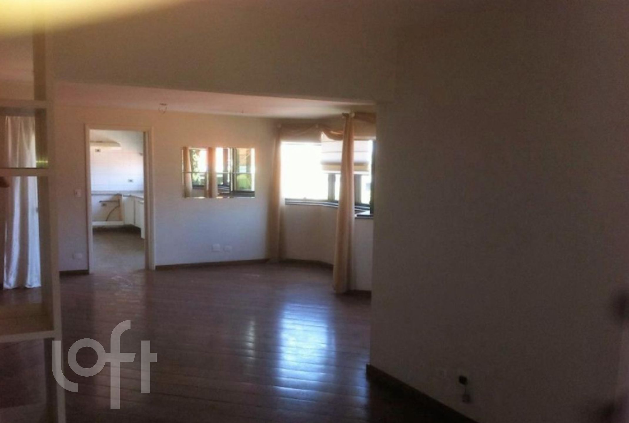 Apartamento à venda com 4 quartos, 190m² - Foto 4