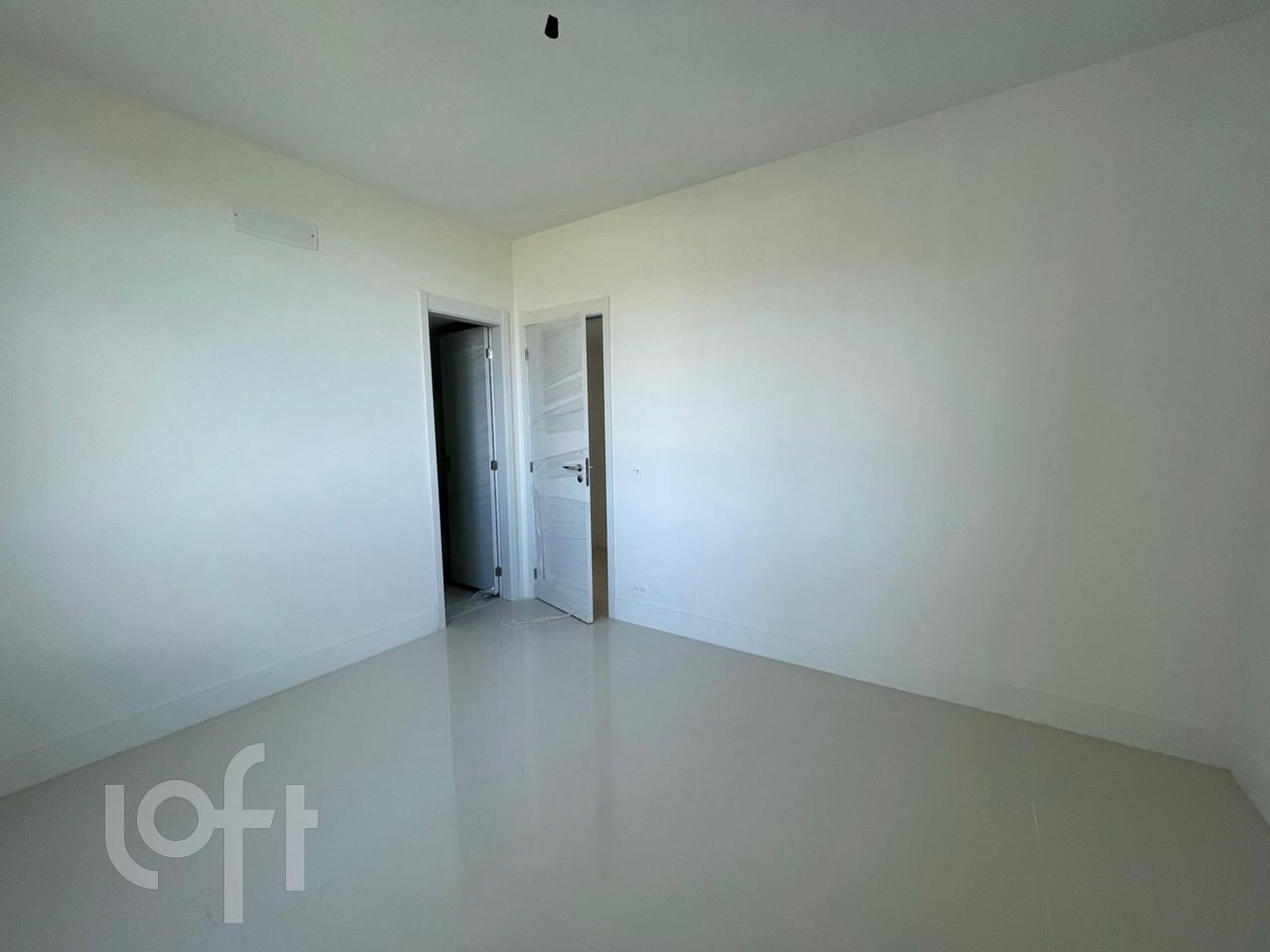 Apartamento à venda com 3 quartos, 187m² - Foto 19