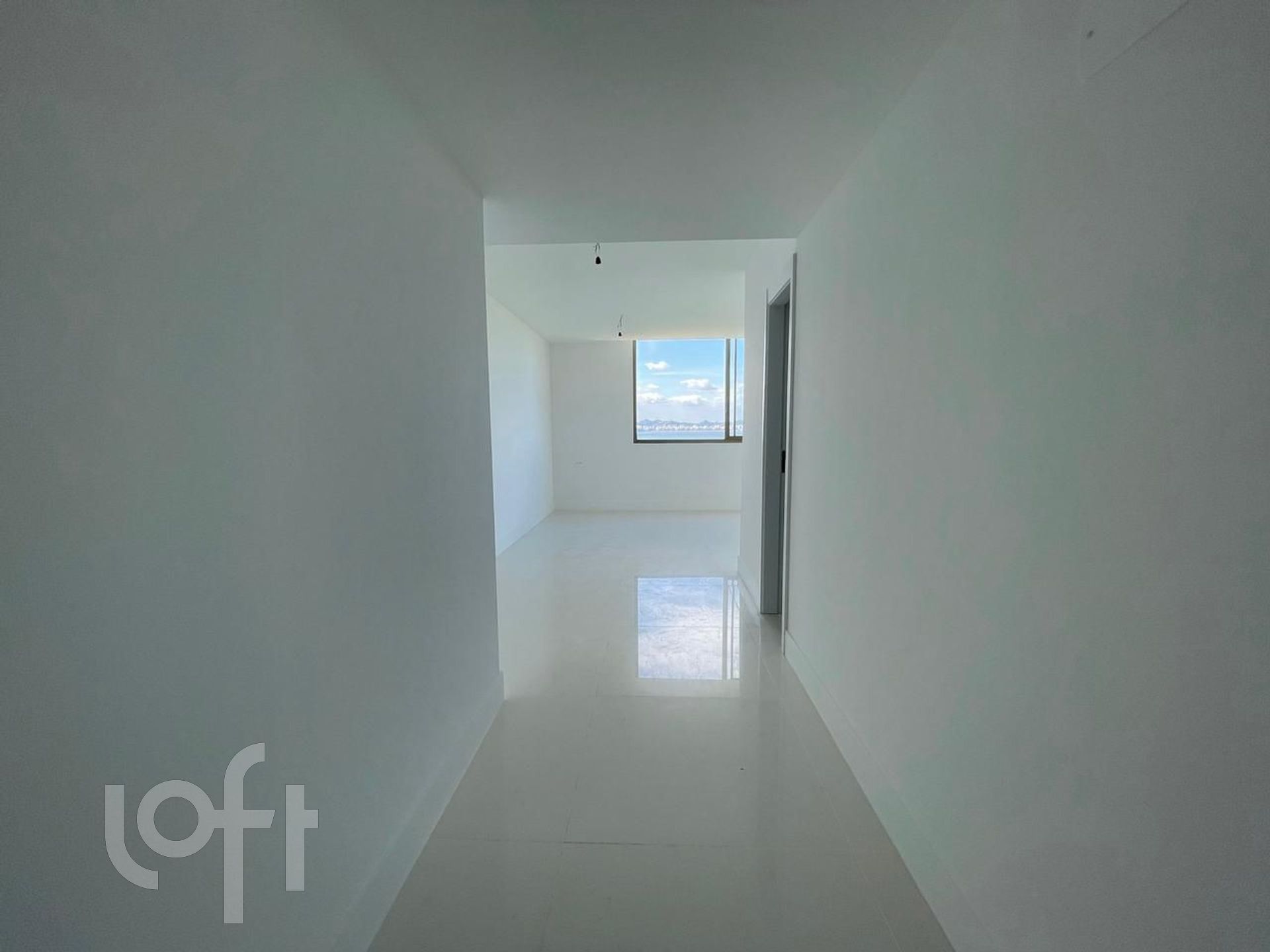 Apartamento à venda com 3 quartos, 187m² - Foto 8