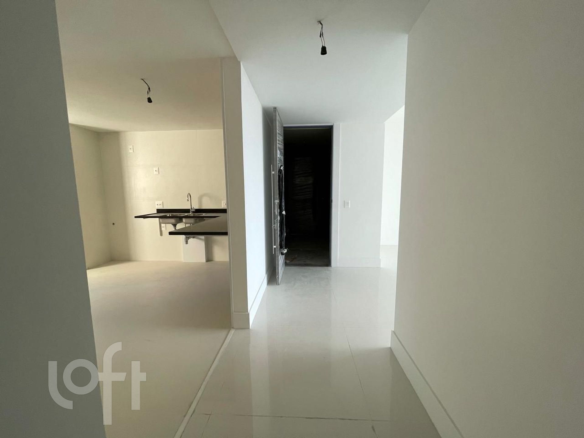 Apartamento à venda com 3 quartos, 187m² - Foto 18