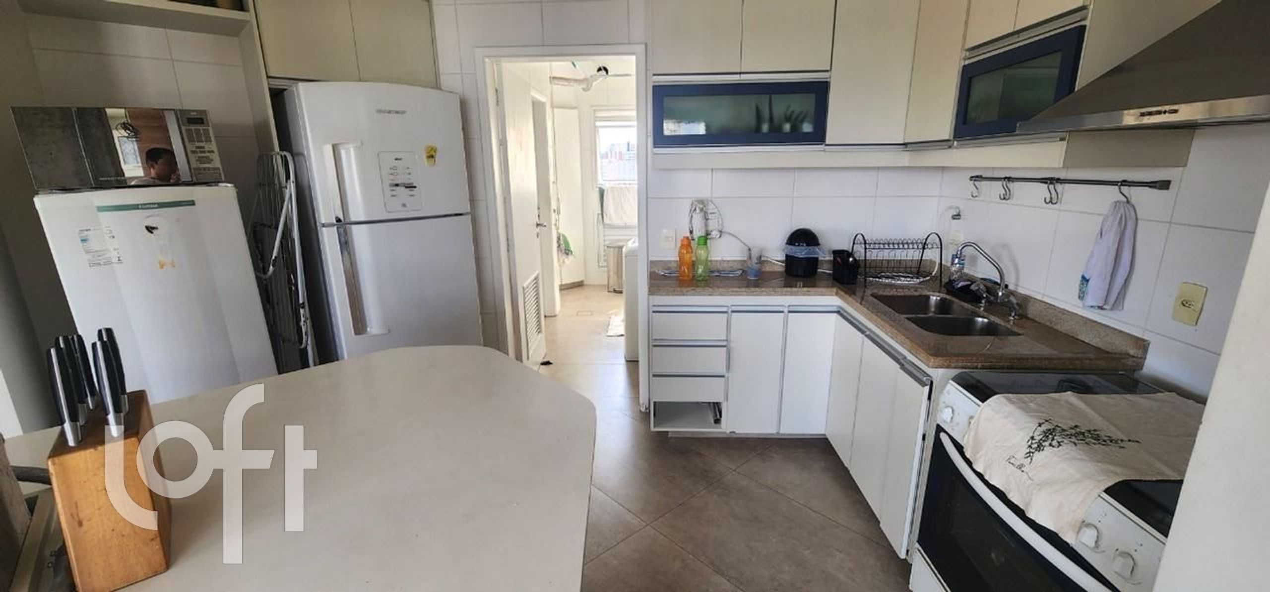 Apartamento à venda com 3 quartos, 116m² - Foto 4