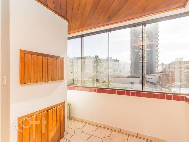 Apartamento com 83m², 3 dormitórios, 1 suíte, 2 vagas, Boa Vista em Porto Alegre