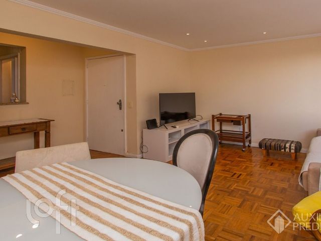 Apartamento com 80m², 2 dormitórios, 1 vaga, Petrópolis em Porto Alegre