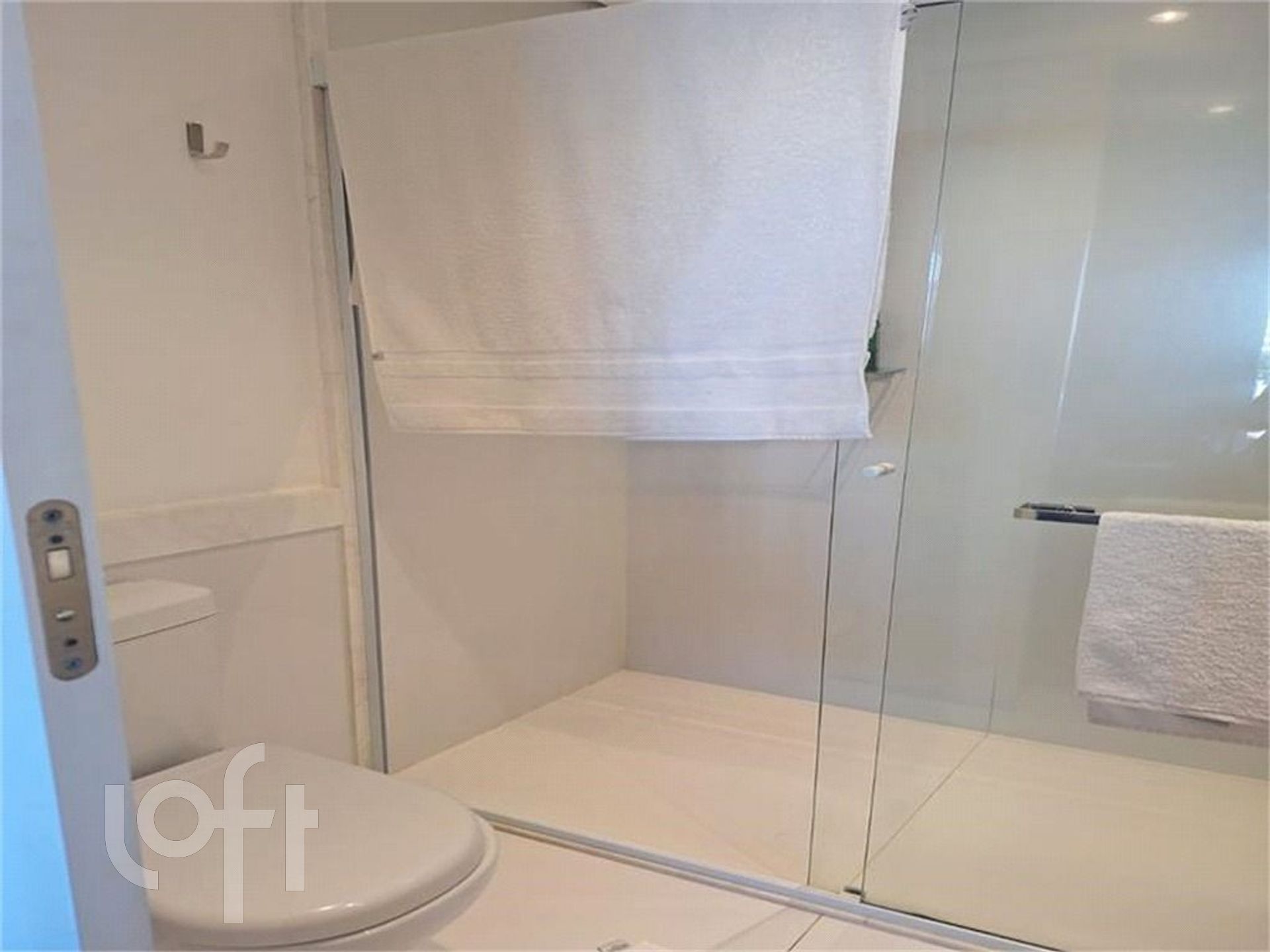 Apartamento à venda com 1 quarto, 45m² - Foto 16