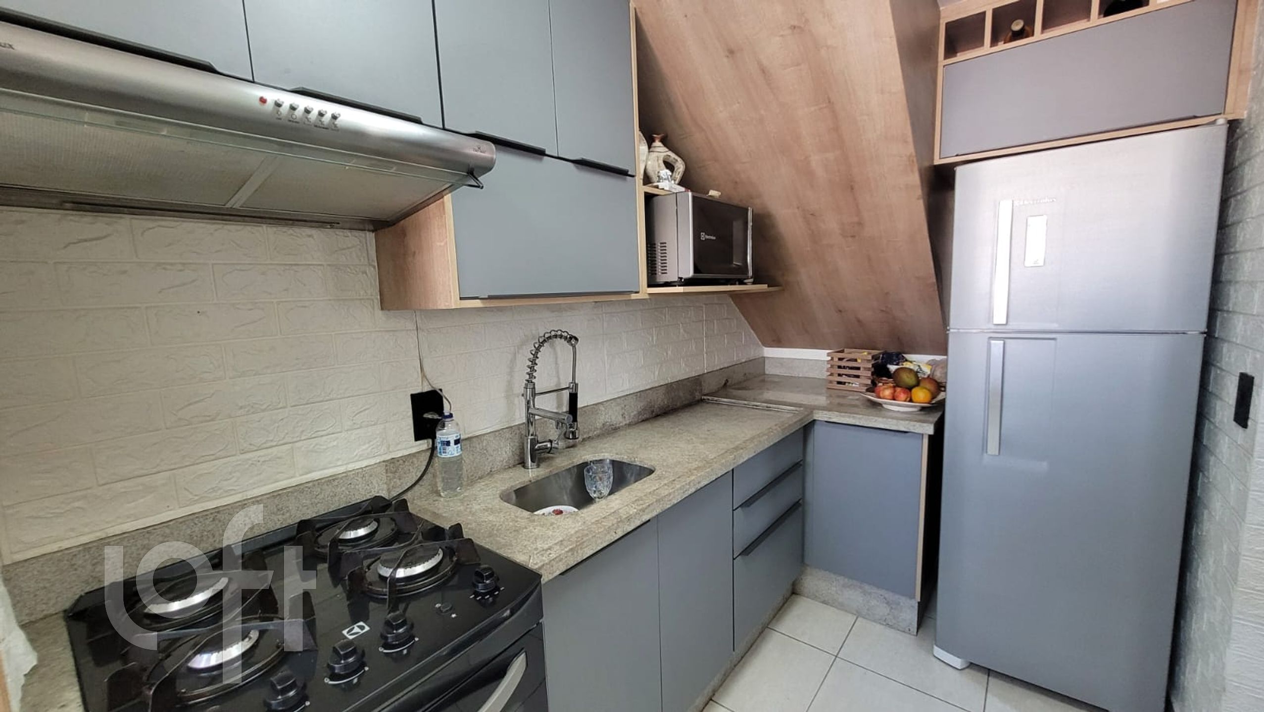 Apartamento à venda com 2 quartos, 95m² - Foto 7