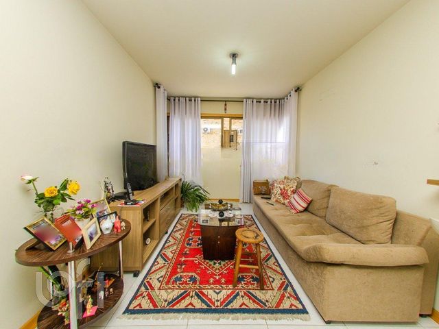 Apartamento com 74m², 2 dormitórios, 1 suíte, 1 vaga, Jardim Botânico em Porto Alegre