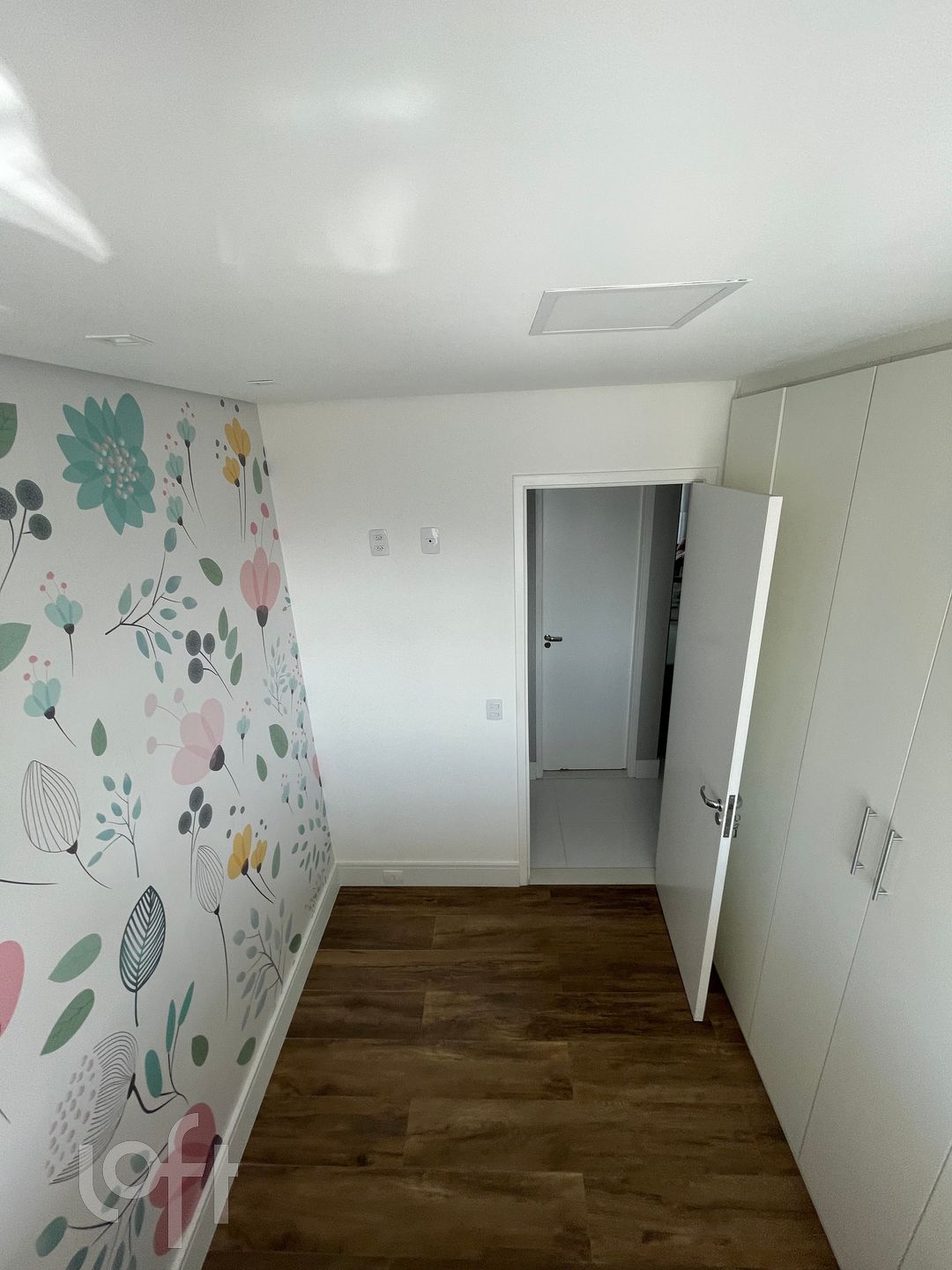 Apartamento à venda com 2 quartos, 62m² - Foto 29