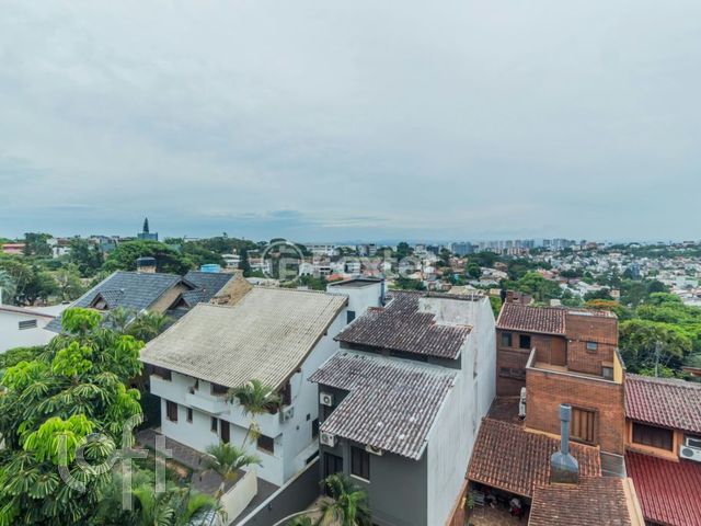 Apartamento com 78m², 3 dormitórios, 1 suíte, 1 vaga, Três Figueiras em Porto Alegre
