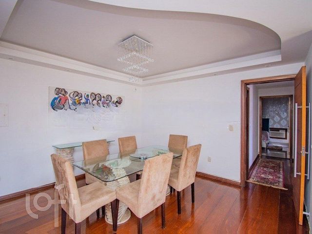 Apartamento com 102m², 3 dormitórios, 1 suíte, 1 vaga, Higienópolis em Porto Alegre