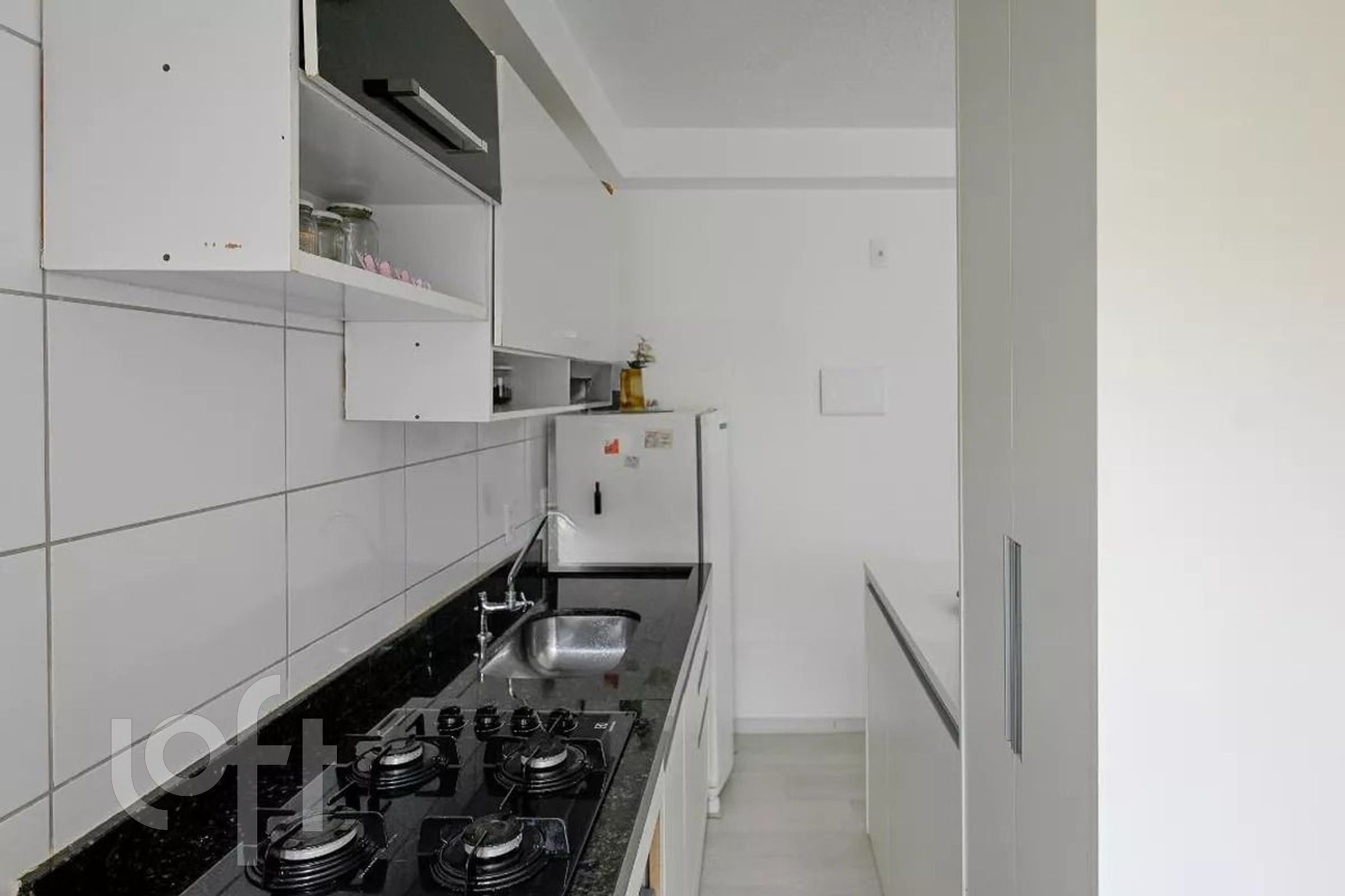 Apartamento à venda com 2 quartos, 41m² - Foto 4