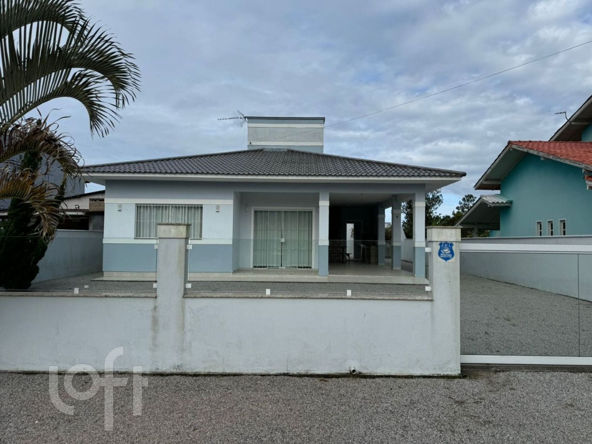 Casa à venda em Pinheira com 121 m², 4 quartos, 2 vagas