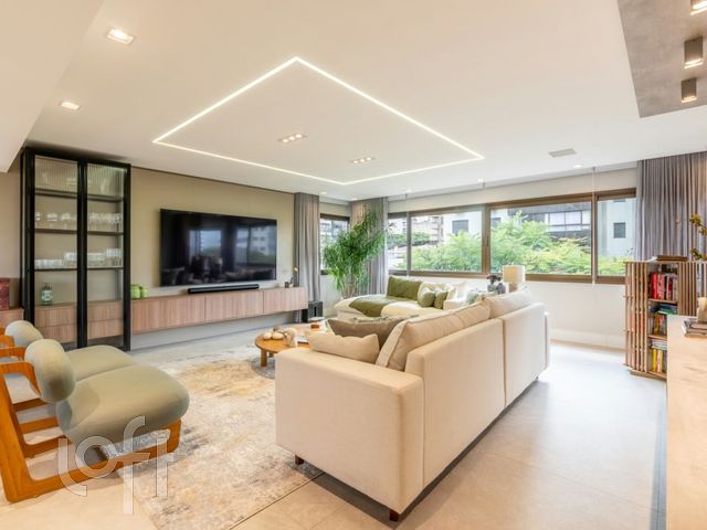 Apartamento com 161m², 3 dormitórios, 2 suítes, 3 vagas, Bela Vista em Porto Alegre