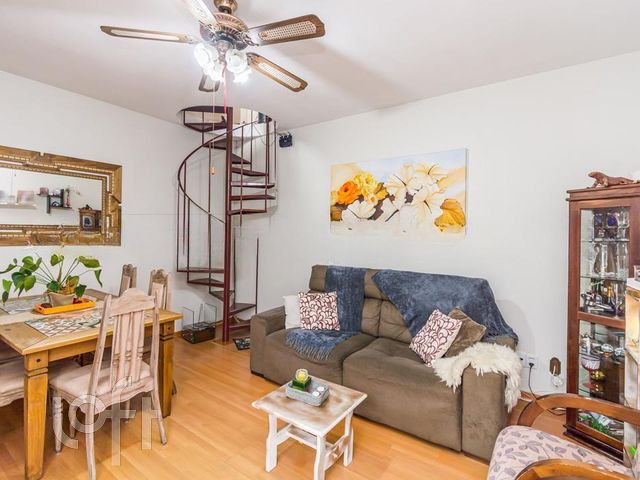 Apartamento com 131m², 2 dormitórios, 2 vagas, Jardim Botânico em Porto Alegre