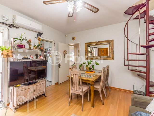 Apartamento com 131m², 2 dormitórios, 2 vagas, Jardim Botânico em Porto Alegre