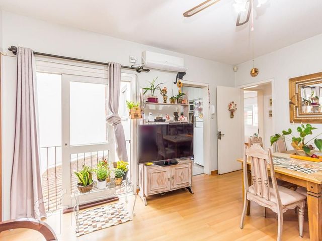 Apartamento com 131m², 2 dormitórios, 2 vagas, Jardim Botânico em Porto Alegre