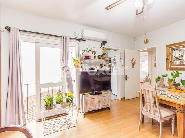 Apartamento com 131m², 2 dormitórios, 2 vagas, Jardim Botânico em Porto Alegre