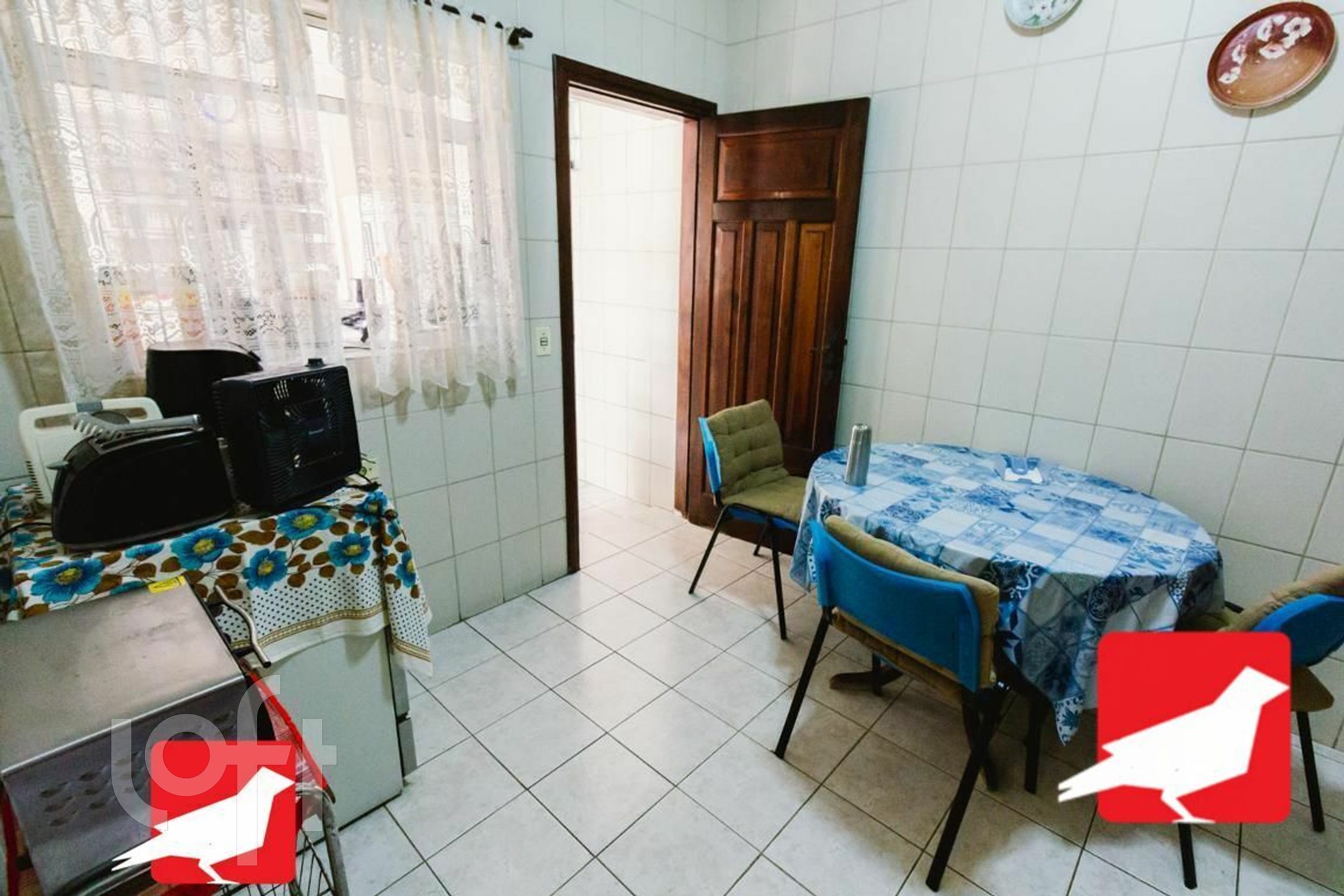 Casa à venda com 3 quartos, 142m² - Foto 4