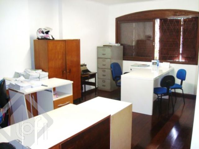 Casa com 336m², 3 dormitórios, 2 suítes, 3 vagas, Cristo Redentor em Porto Alegre