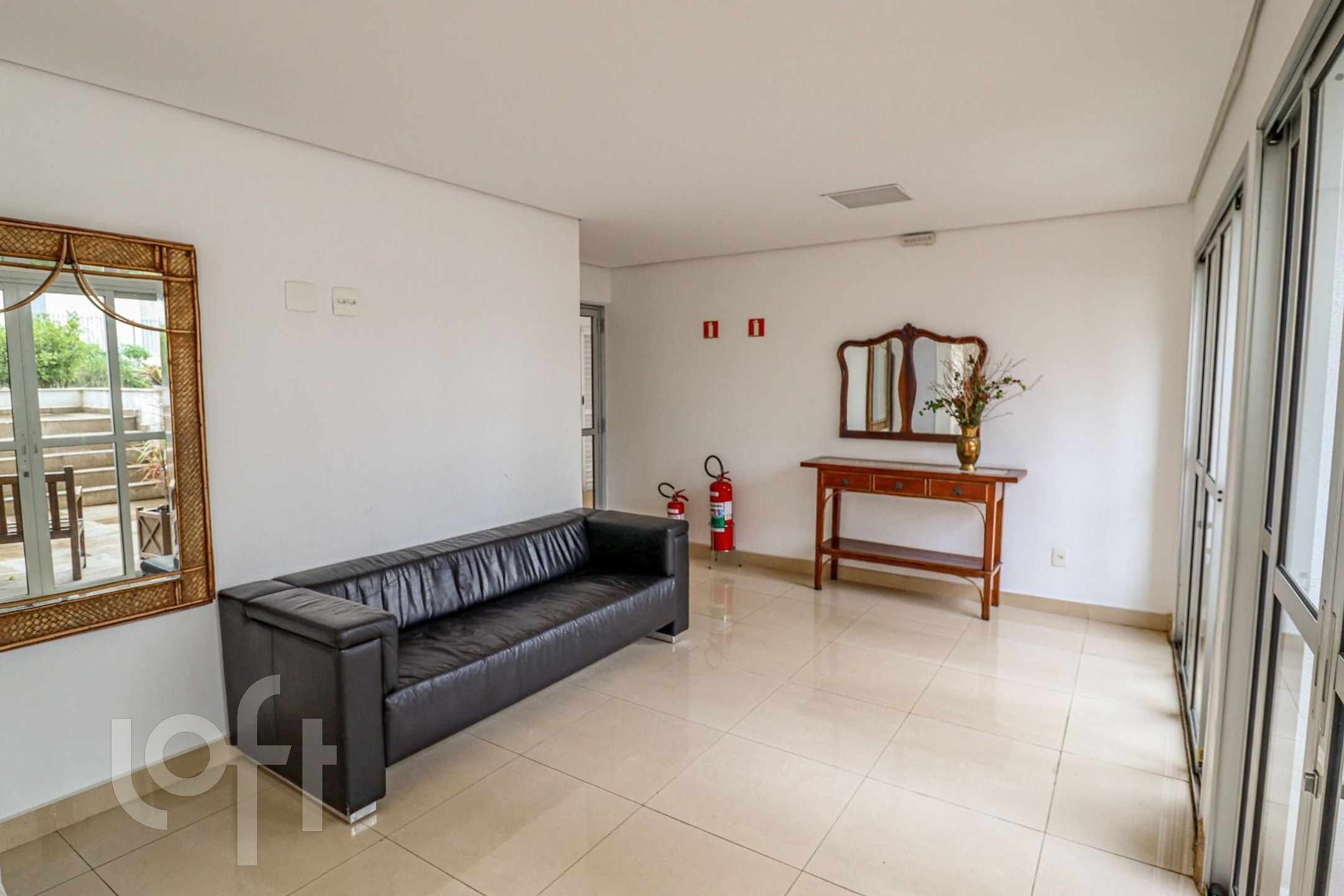 Apartamento à venda com 1 quarto, 60m² - Foto 21