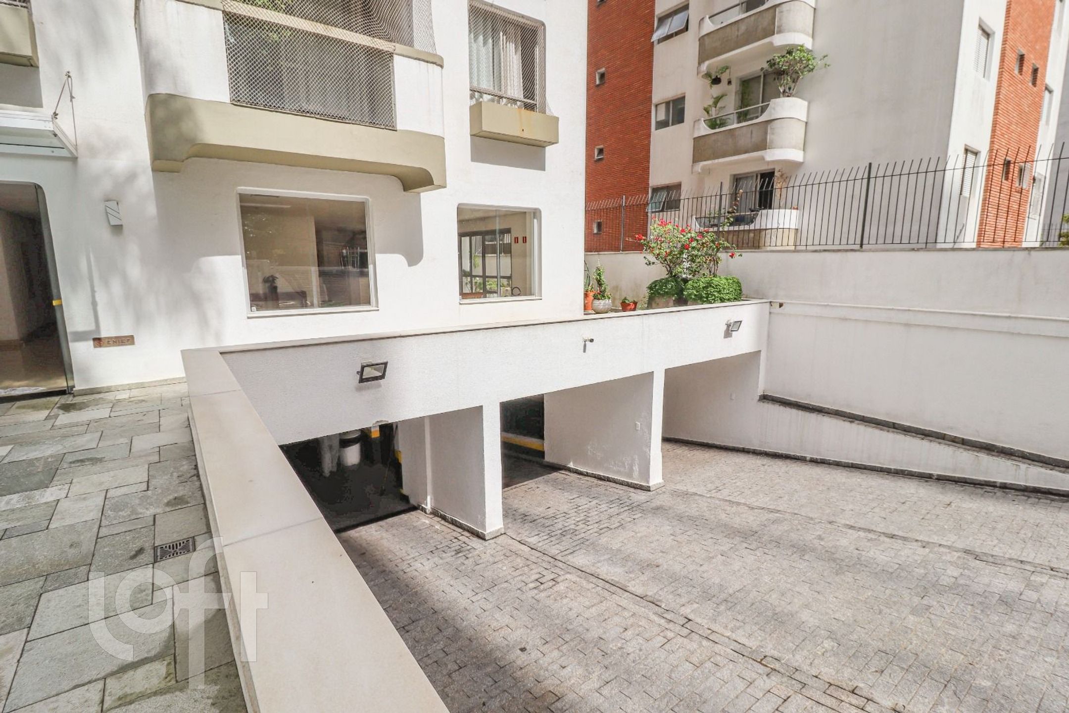 Apartamento à venda com 1 quarto, 60m² - Foto 25