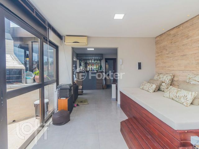 Apartamento com 101m², 1 dormitório, 1 suíte, 1 vaga, Higienópolis em Porto Alegre