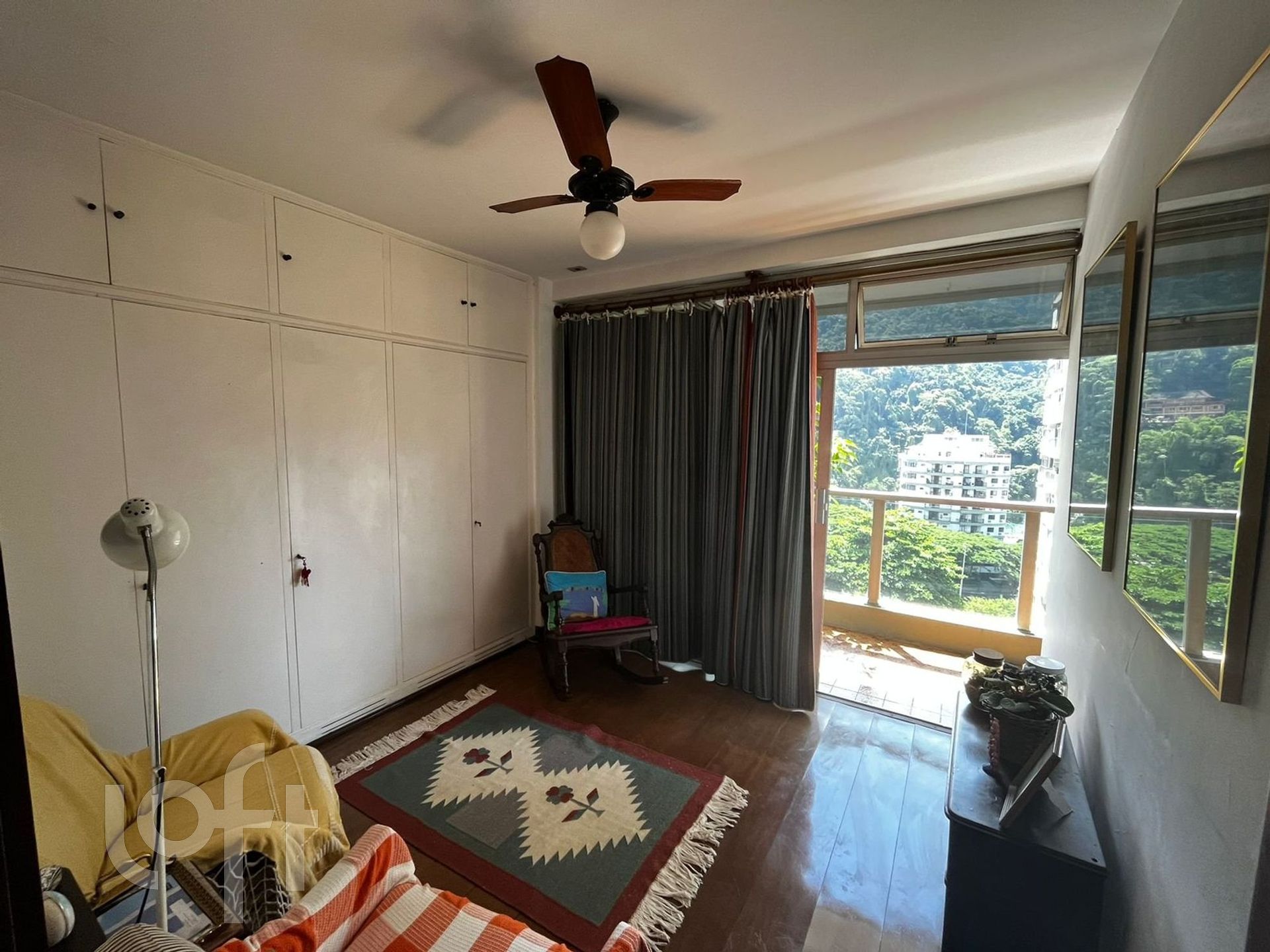 Apartamento à venda com 4 quartos, 200m² - Foto 16