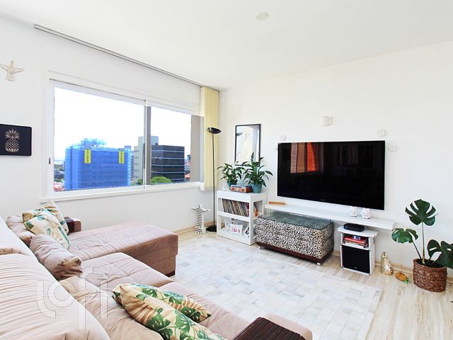 Apartamento com 117m², 3 dormitórios, 1 suíte, 2 vagas, Higienópolis em Porto Alegre