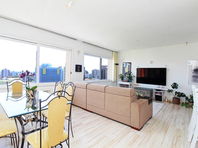 Apartamento com 117m², 3 dormitórios, 1 suíte, 2 vagas, Higienópolis em Porto Alegre