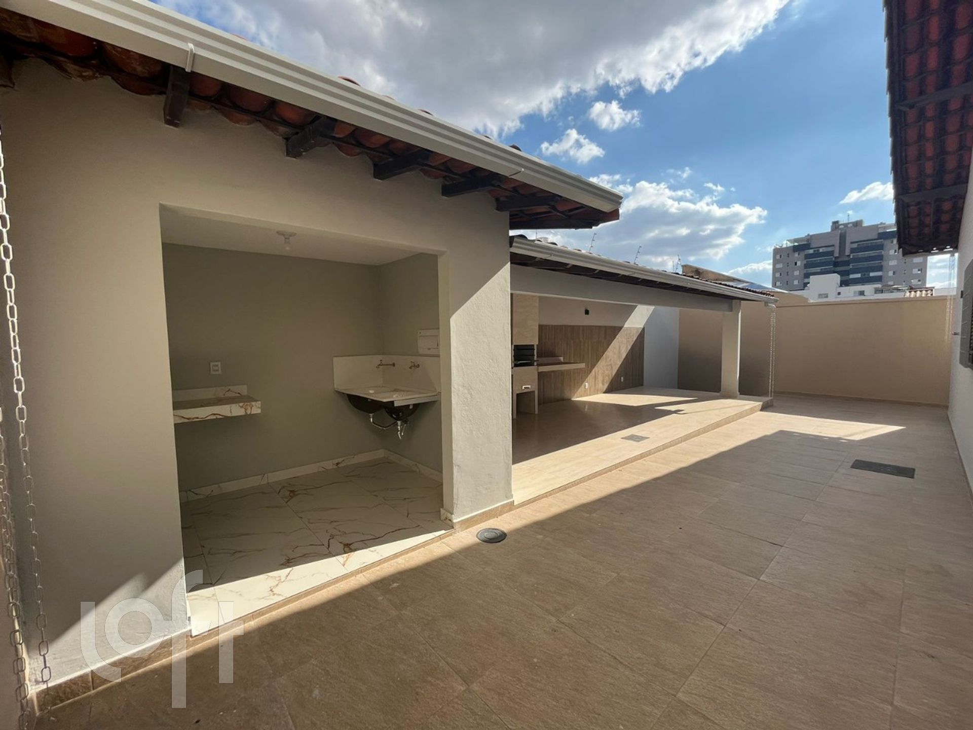 Casa à venda com 4 quartos, 312m² - Foto 23