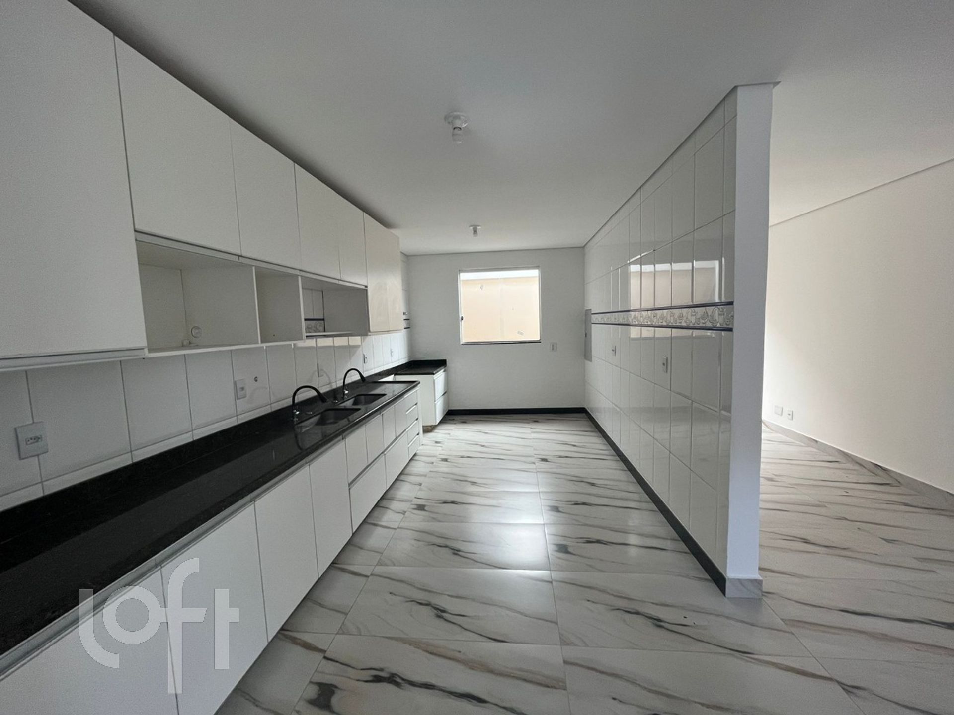 Casa à venda com 4 quartos, 312m² - Foto 12