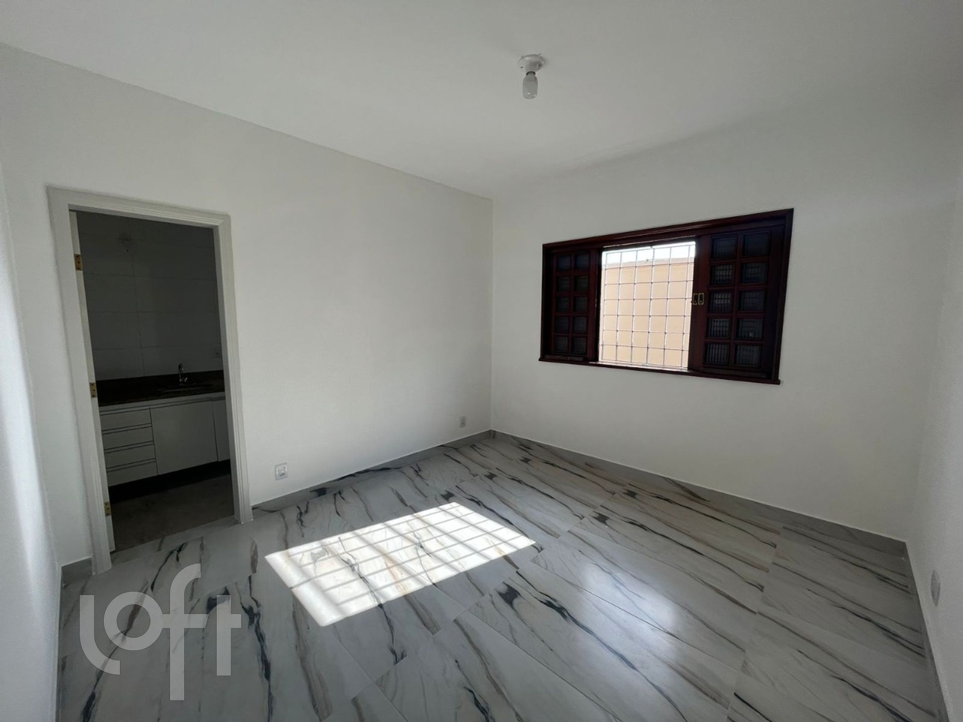 Casa à venda com 4 quartos, 312m² - Foto 13