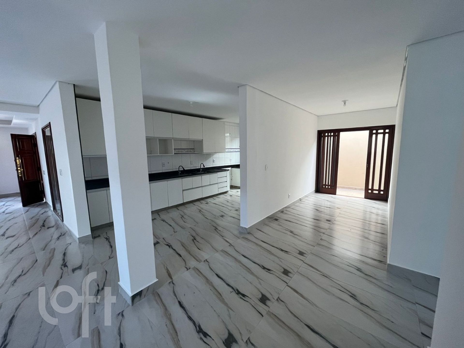 Casa à venda com 4 quartos, 312m² - Foto 5