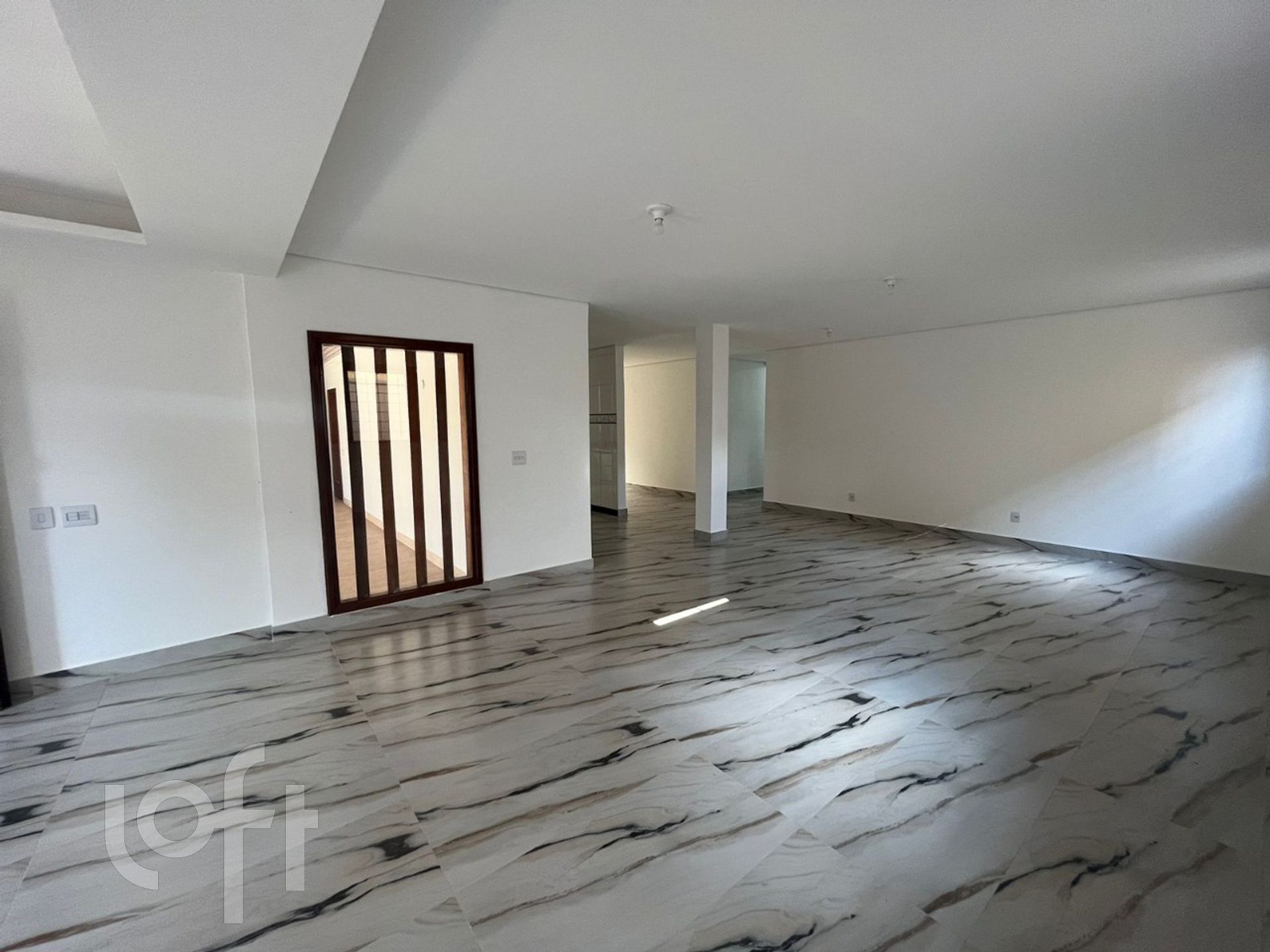 Casa à venda com 4 quartos, 312m² - Foto 22