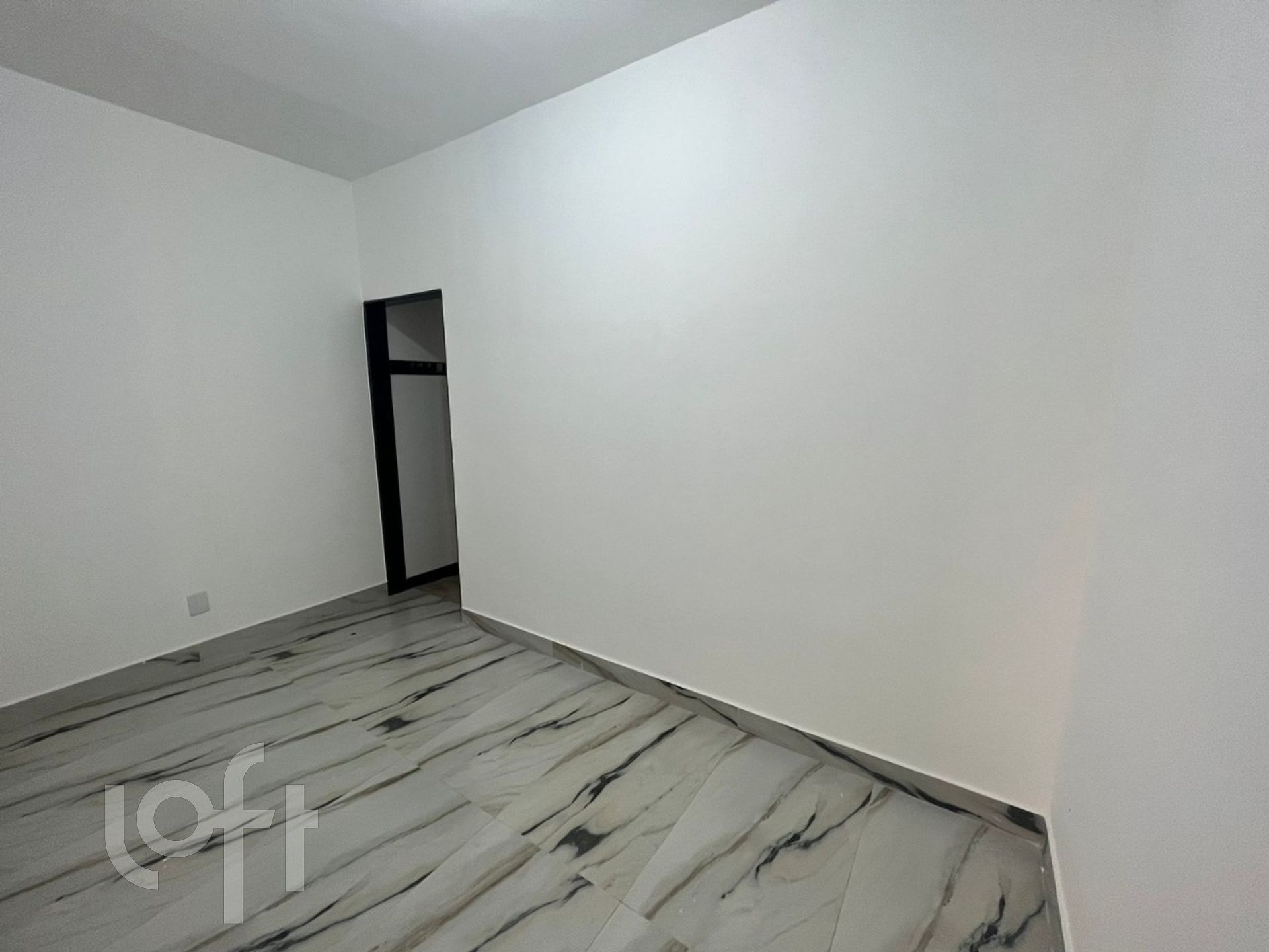 Casa à venda com 4 quartos, 312m² - Foto 17