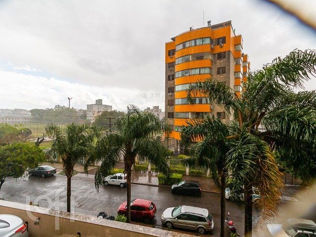 Apartamento com 90m², 3 dormitórios, 1 suíte, 2 vagas, Santa Cecília em Porto Alegre